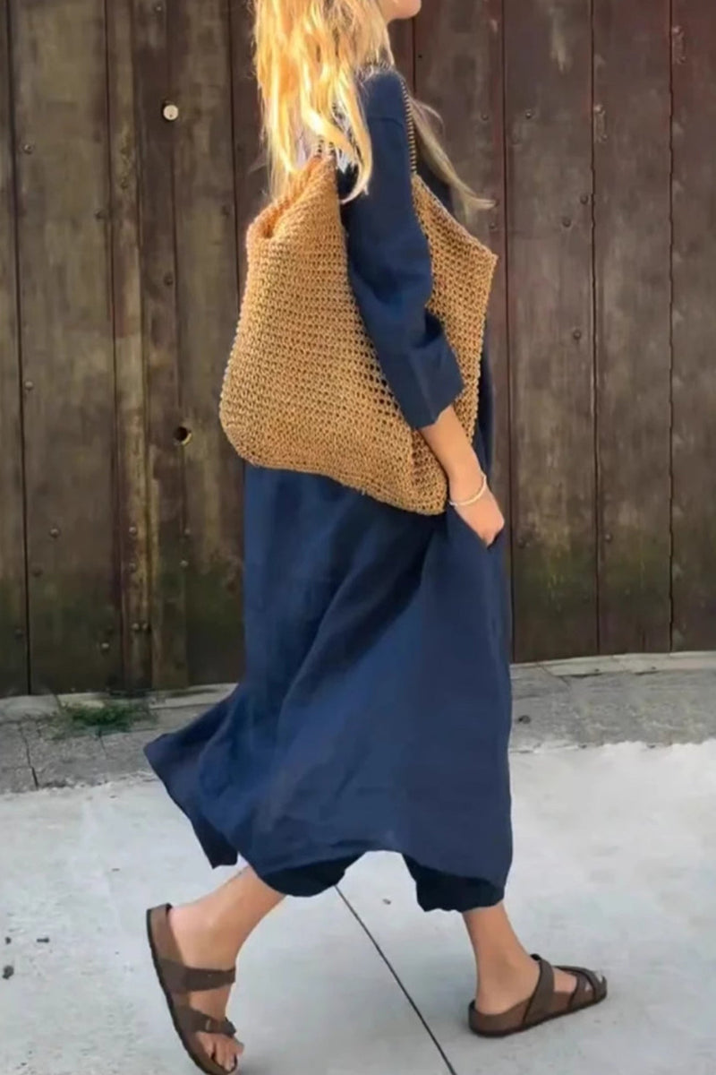 Classic Vintage Shirt with a Flattering Fit