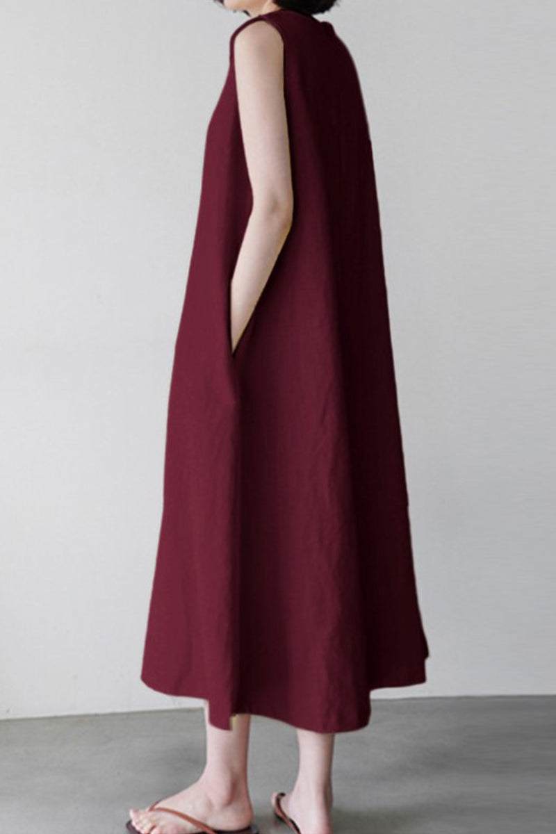 Sophisticated Dress with a Clean Classic Look