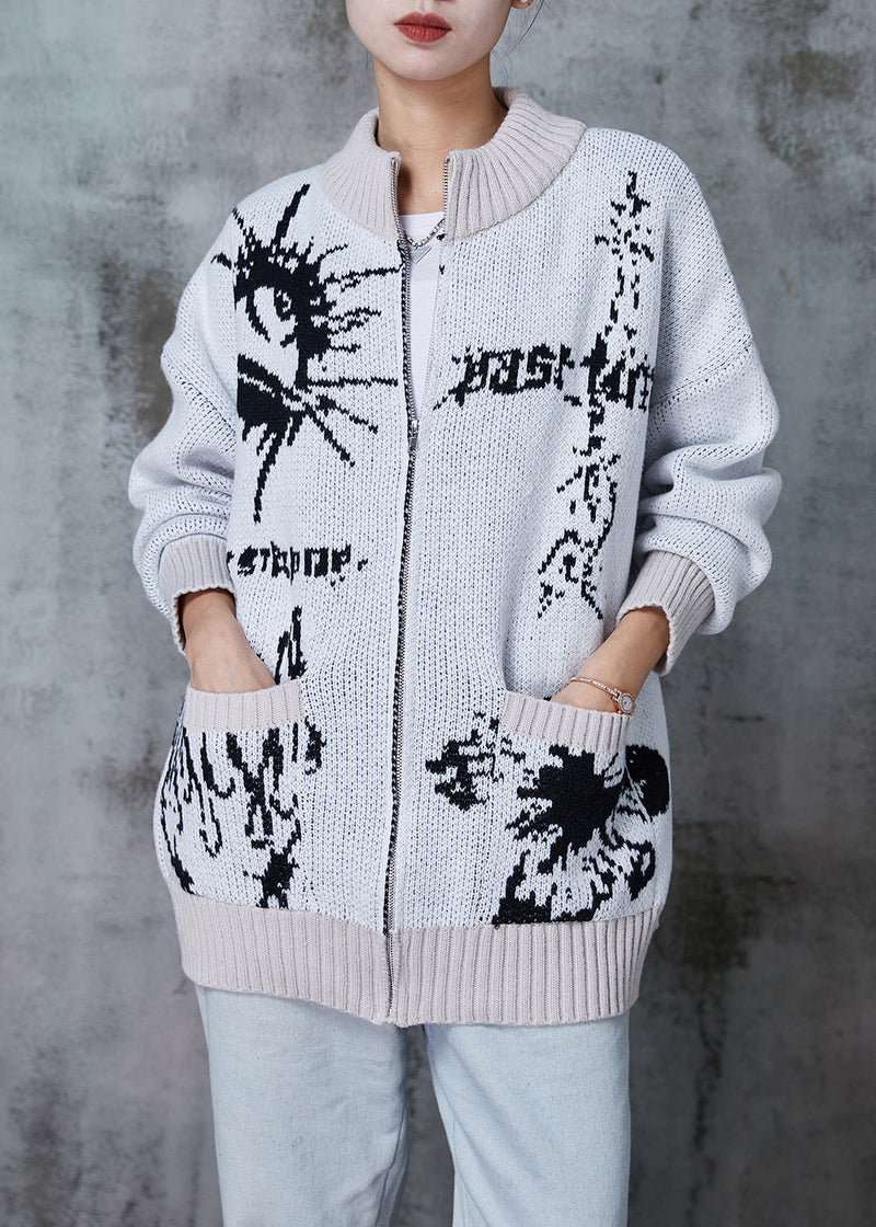Classic Vintage Cardigan with a Flattering Fit