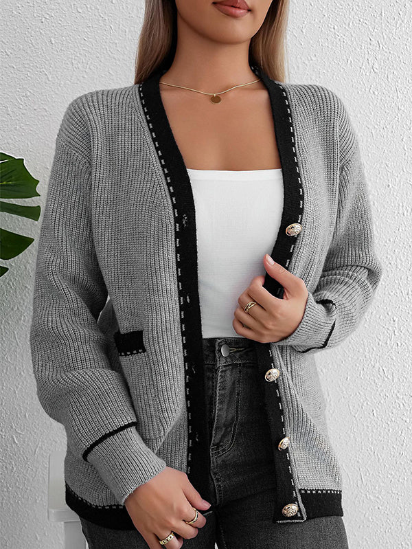 Effortlessly Elegant Cardigan with a Timeless Design