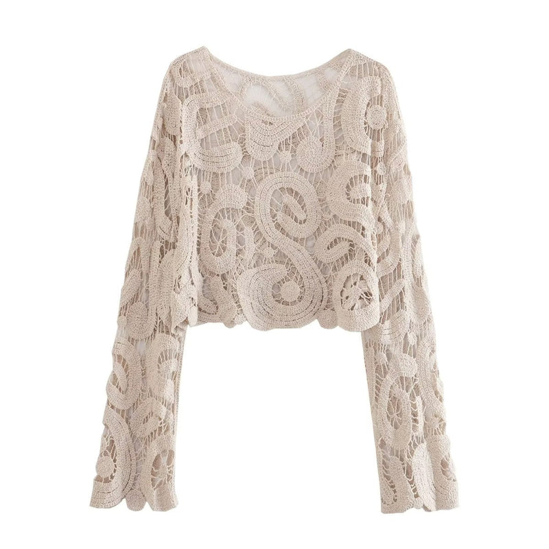Polished Top with an Effortless Classic Look