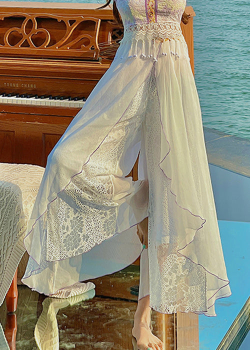 Well Tailored Pants with a Graceful Silhouette