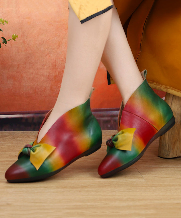 Well Tailored Boots with a Graceful Silhouette