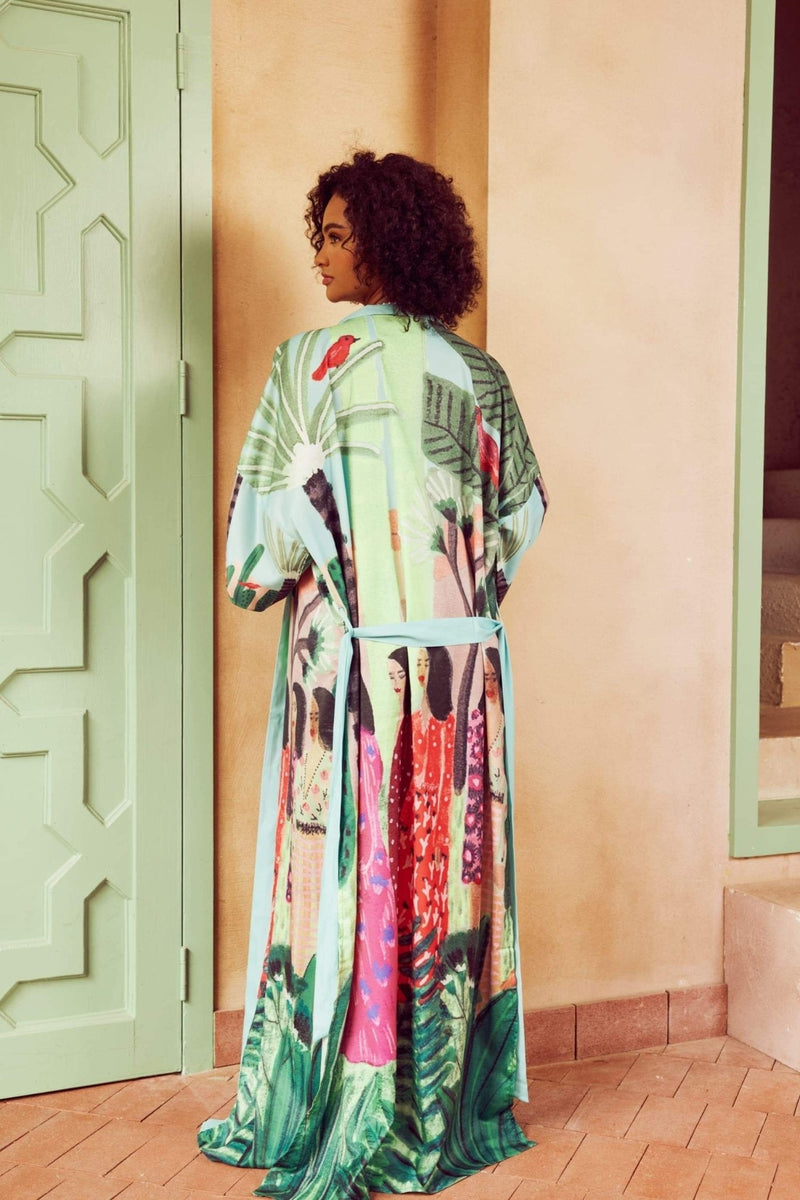 Gracefully Styled Garment for Any Occasion