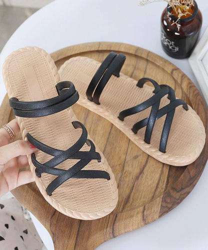 Well Tailored Sandals with a Graceful Silhouette