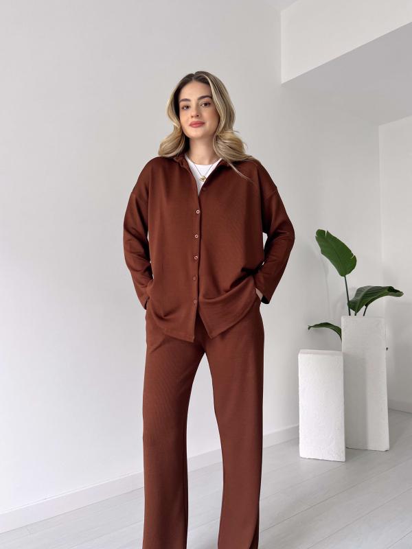 Beautifully Finished Pullover in a Timeless Design
