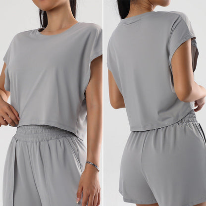 Well Tailored Shirt with a Graceful Silhouette