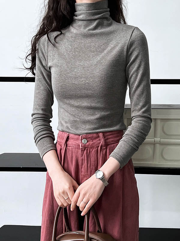 Gracefully Styled T-Shirt for Any Occasion