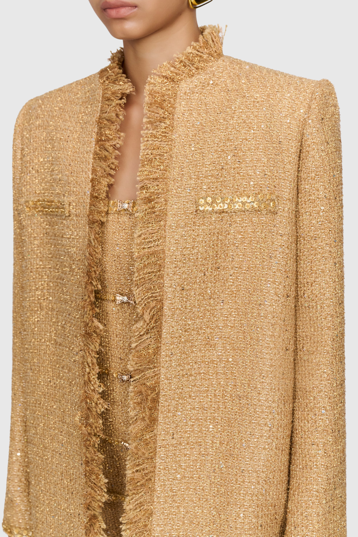 Beautifully Crafted Dress in a Classic Style