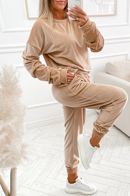 Beautifully Finished Garment in a Timeless Design