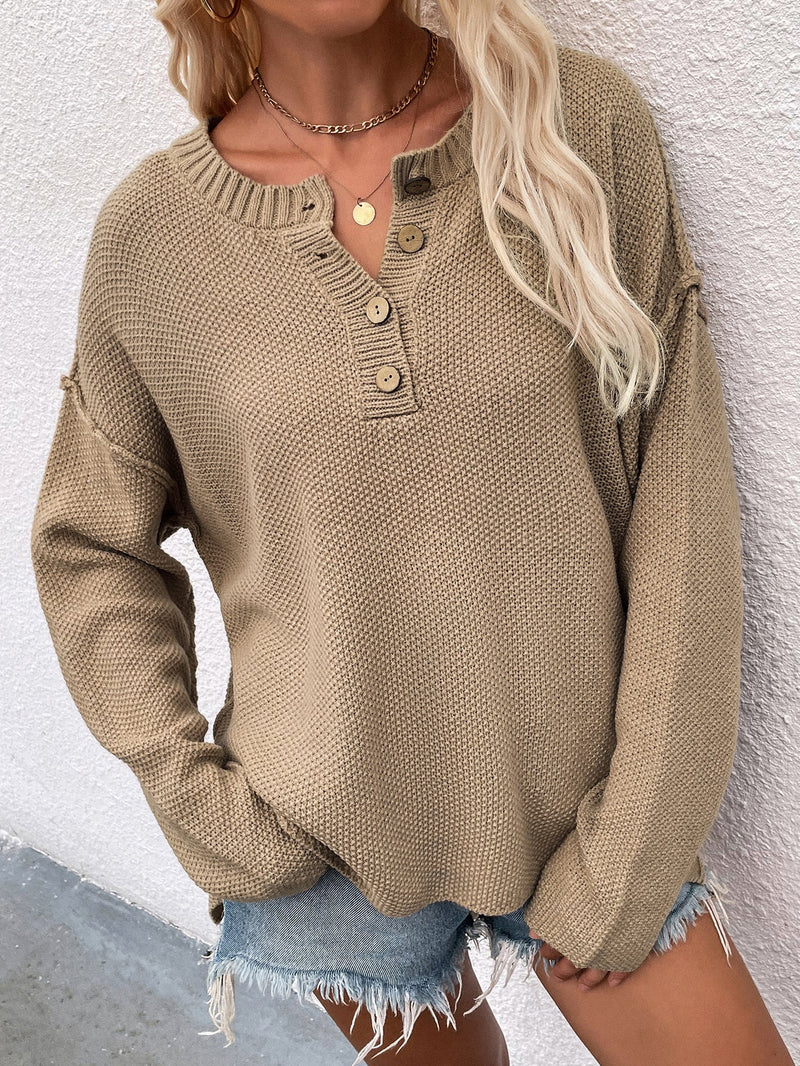 Effortlessly Elegant Sweater with a Timeless Design