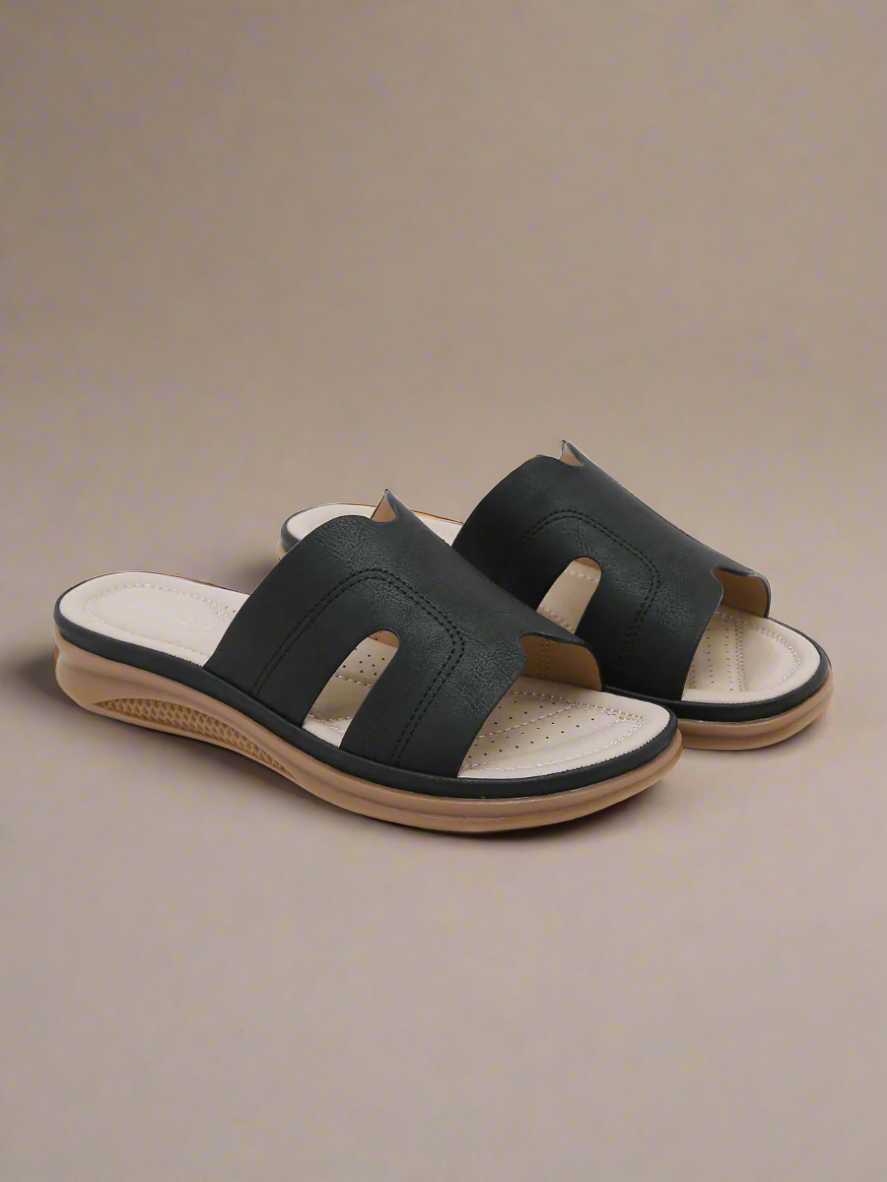 Classic Vintage & Enduringly Stylish Sandals