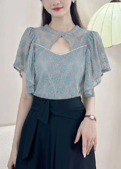 Beautifully Finished Blouse in a Timeless Design