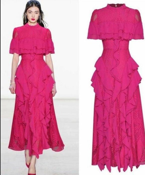 Well Tailored Dress with a Graceful Silhouette
