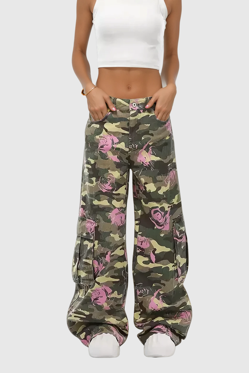 Elegantly Styled Pants for Everyday Wear