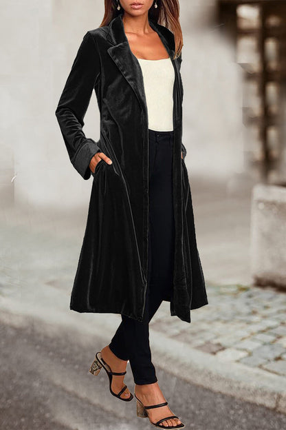 Effortlessly Elegant Garment with a Timeless Design