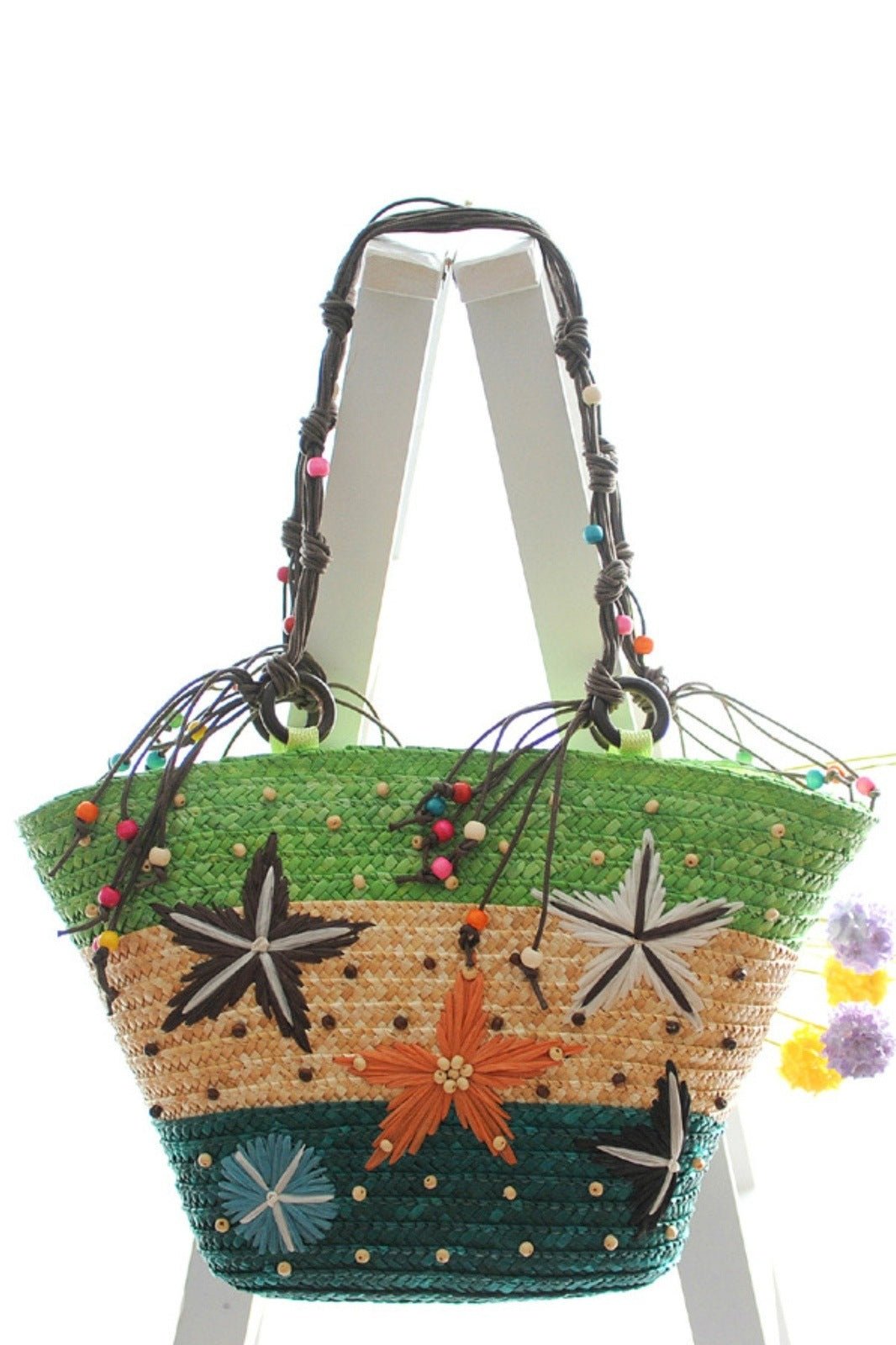 Effortlessly Elegant Bag with a Timeless Design