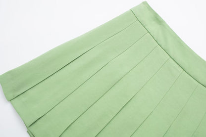 Classic Vintage Garment with a Flattering Fit