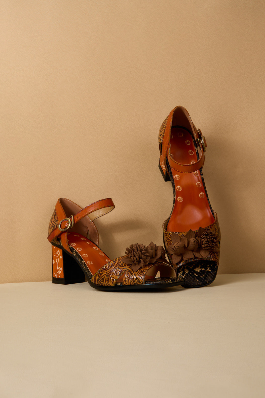 A Vintage Style Heels with Delicate Timeless Details