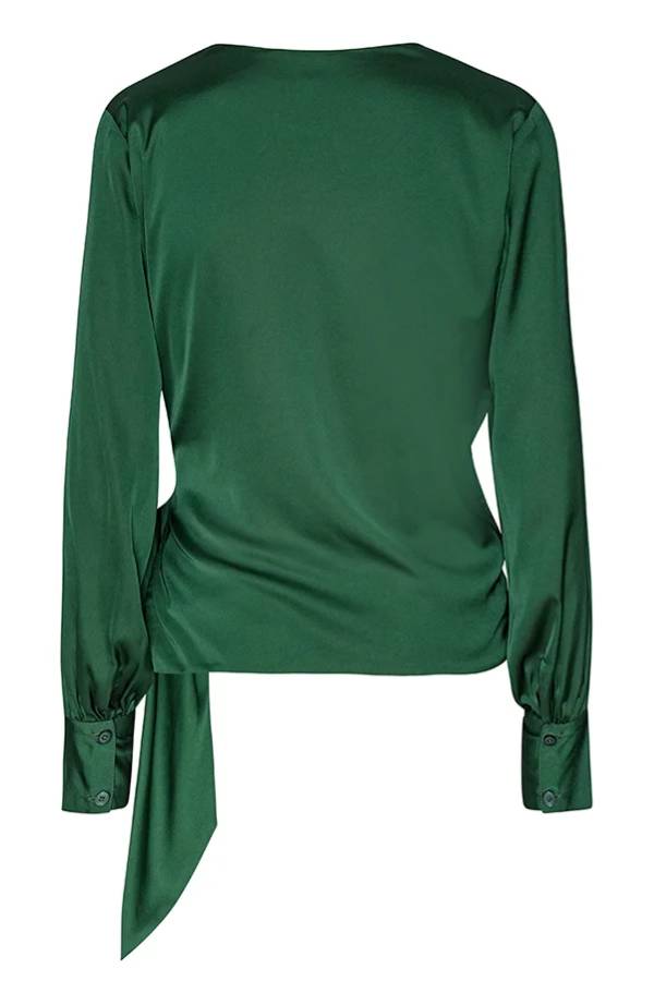 A Vintage Style Shirt with Delicate Timeless Details