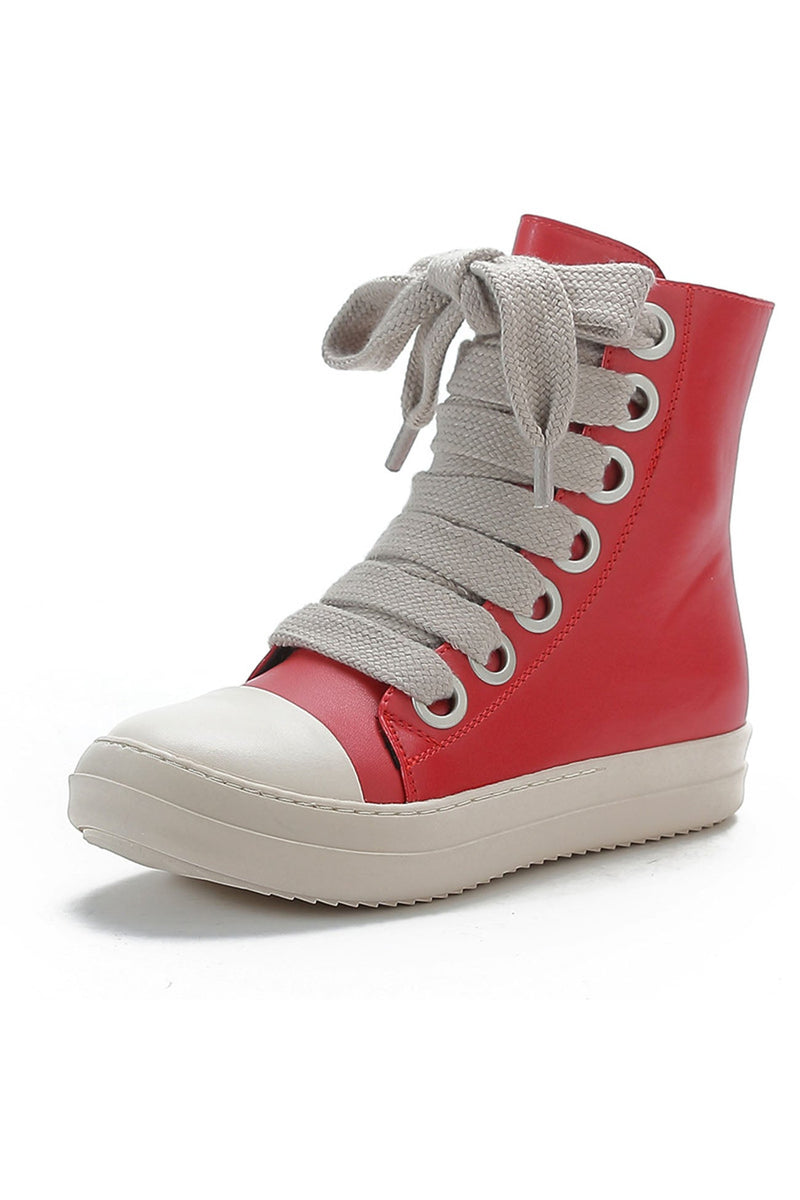 Classic Vintage Boots with a Flattering Fit