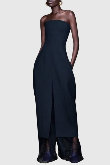 Beautifully Finished Dress in a Timeless Design