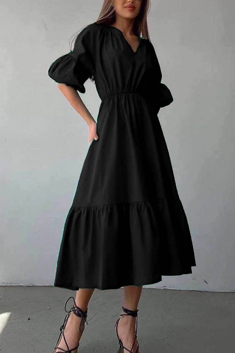 Beautifully Crafted Dress in a Classic Style