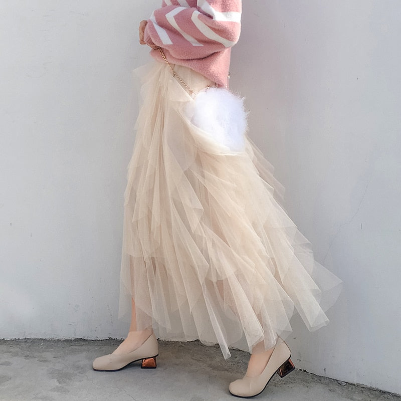 Well Tailored Garment with a Graceful Silhouette