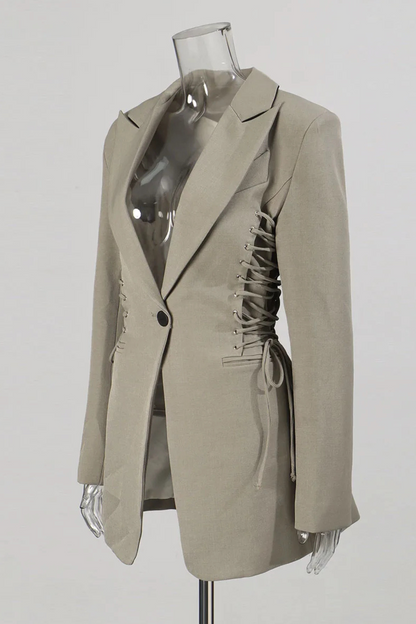 Gracefully Styled Jacket for Any Occasion