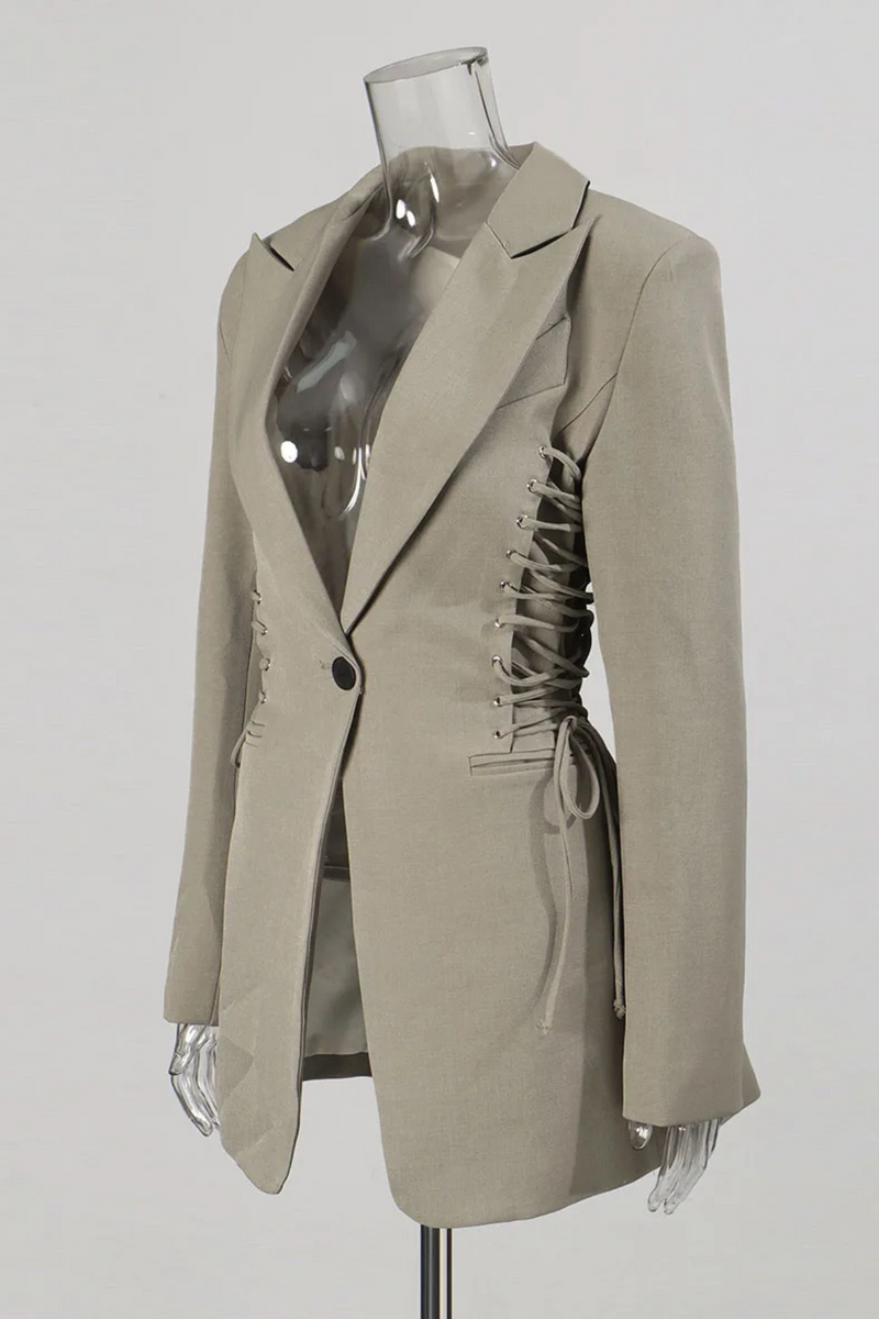 Gracefully Styled Jacket for Any Occasion