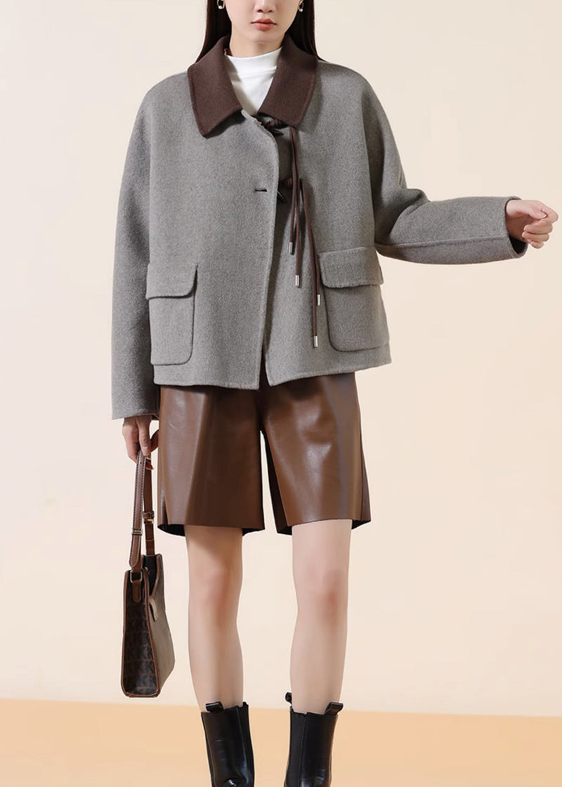 Beautifully Finished Coat in a Timeless Design