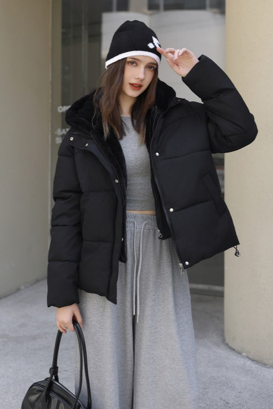 Effortlessly Elegant Jacket with a Timeless Design