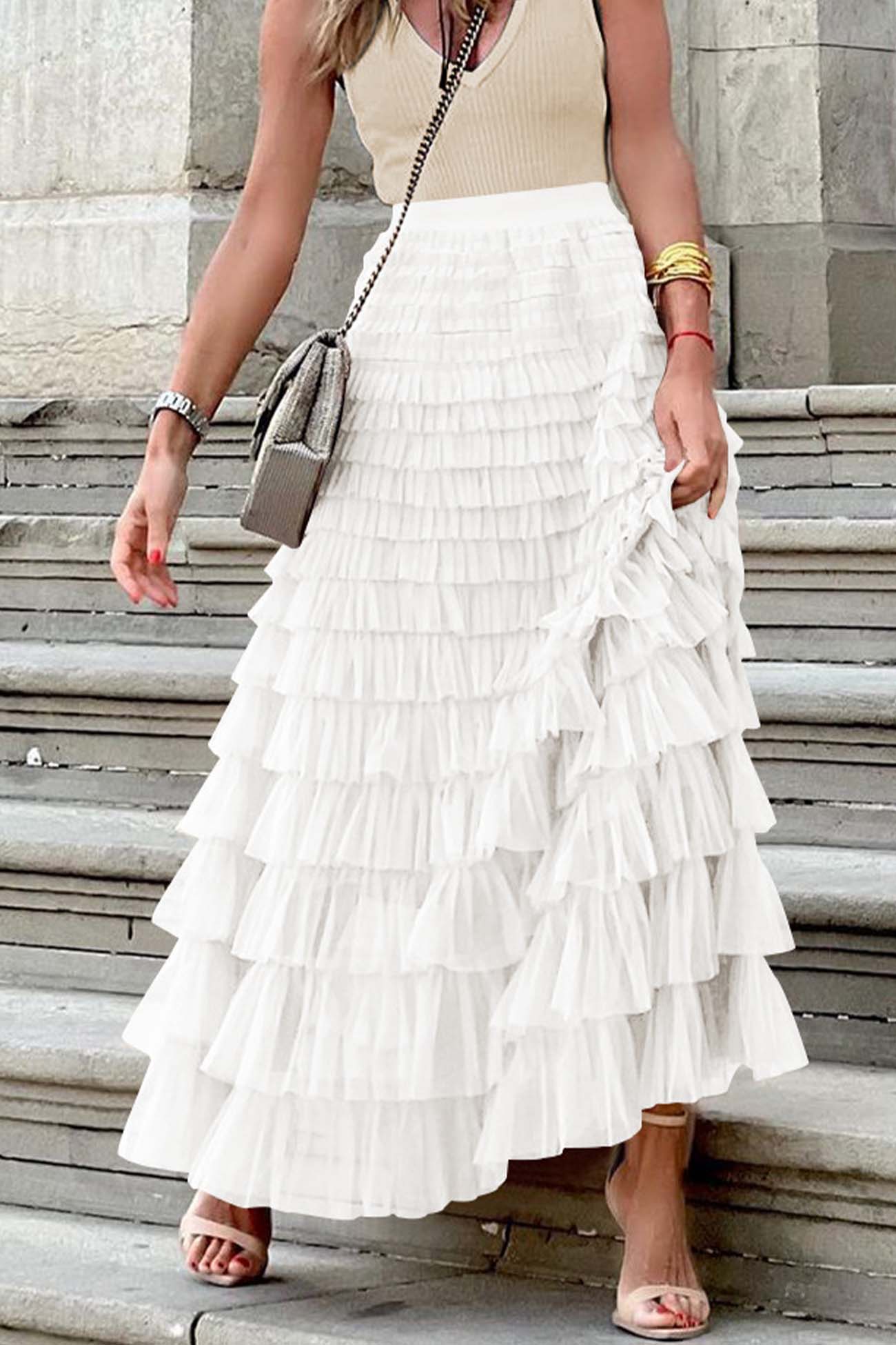 Effortlessly Elegant Garment with a Timeless Design