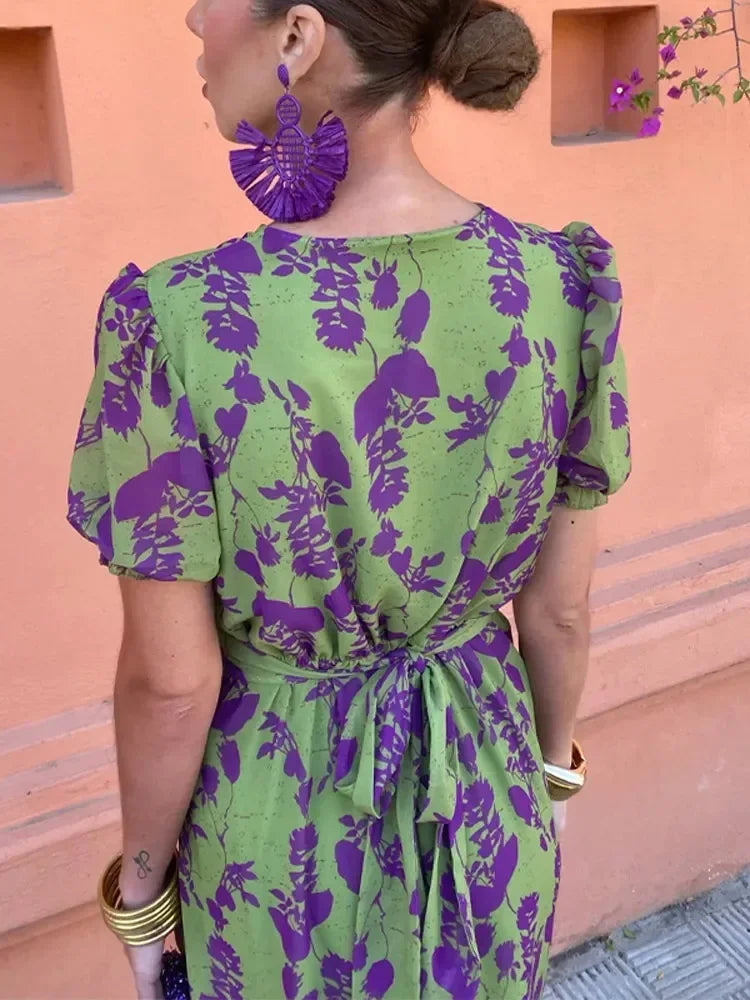 Classic Vintage & Enduringly Stylish Dress