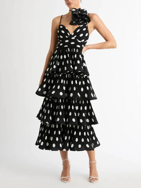 Gracefully Styled Dress for Any Occasion