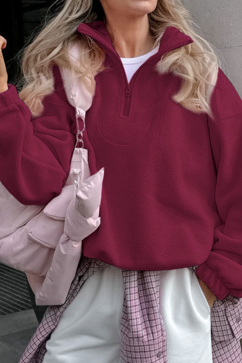 Well Tailored Pullover with a Graceful Silhouette