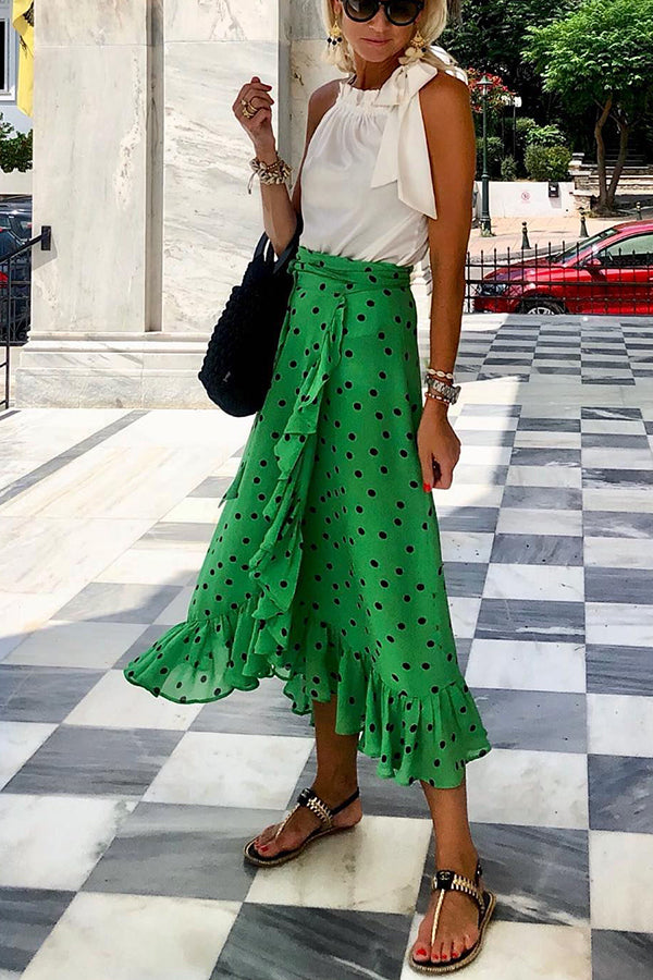 Beautifully Finished Garment in a Timeless Design