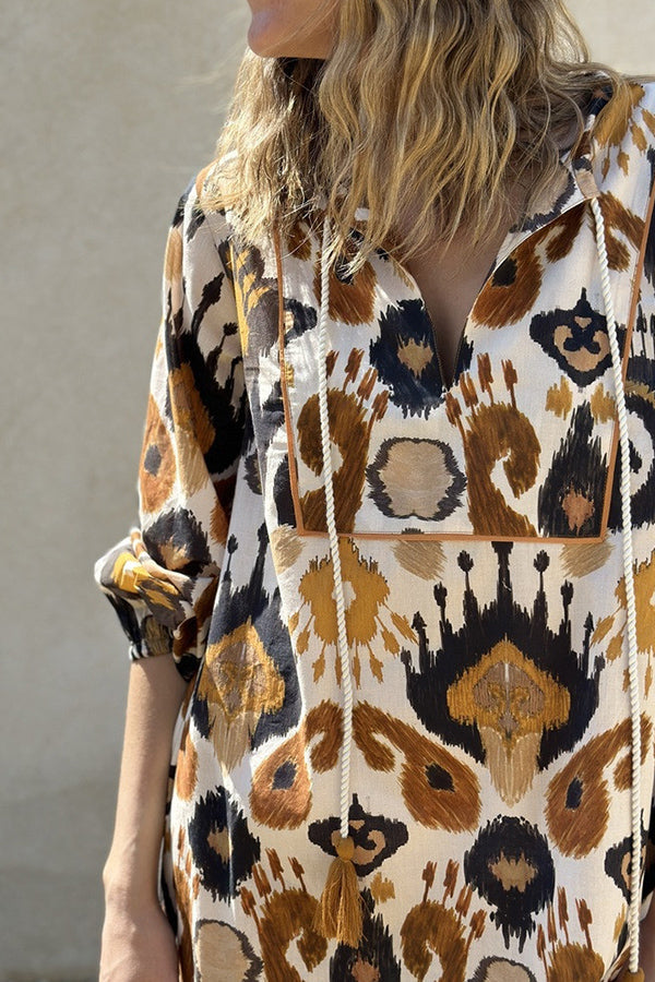 Gracefully Styled Dress for Any Occasion