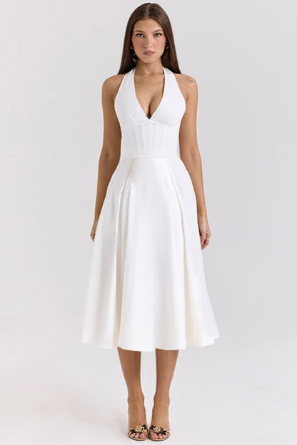 Gracefully Styled Dress for Any Occasion