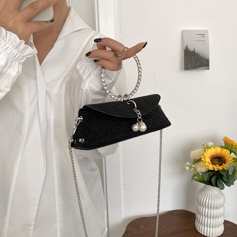 Sophisticated Bag with a Clean Classic Look