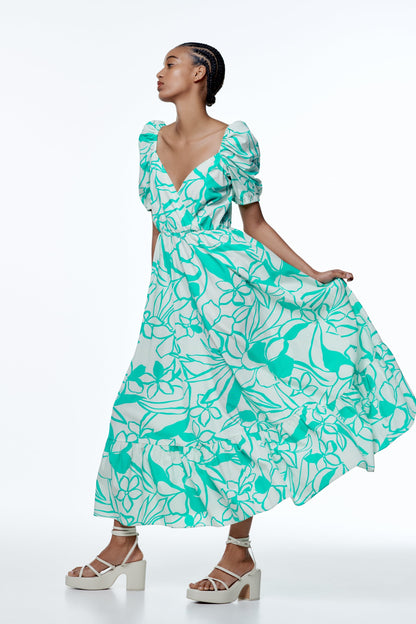 A Vintage Style Dress with Delicate Timeless Details