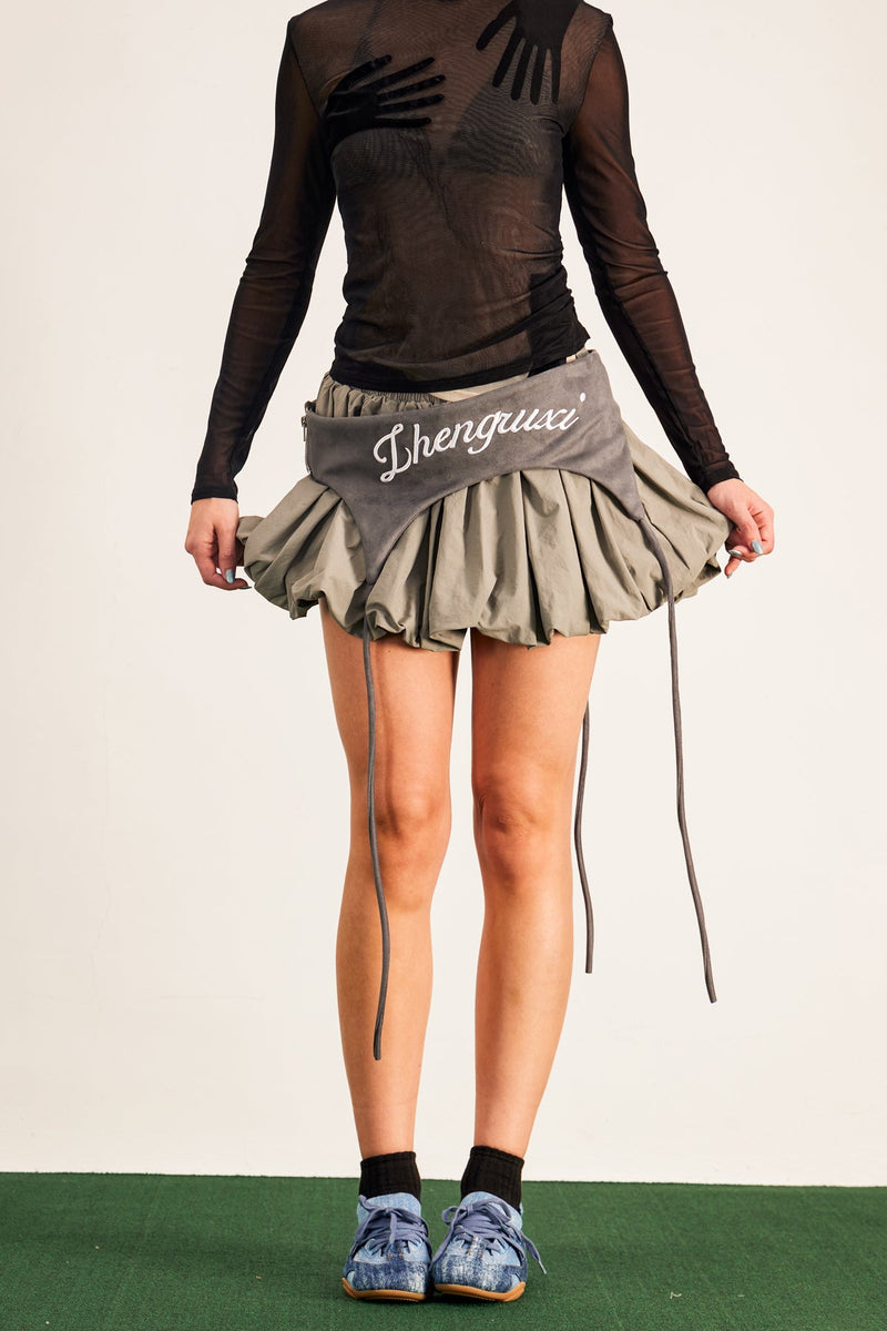 Effortlessly Elegant Garment with a Timeless Design