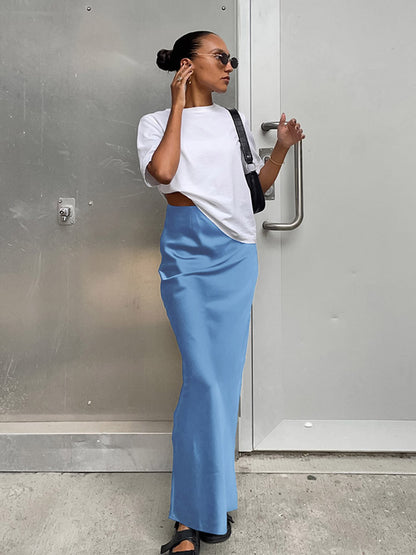 Well Tailored Garment with a Graceful Silhouette