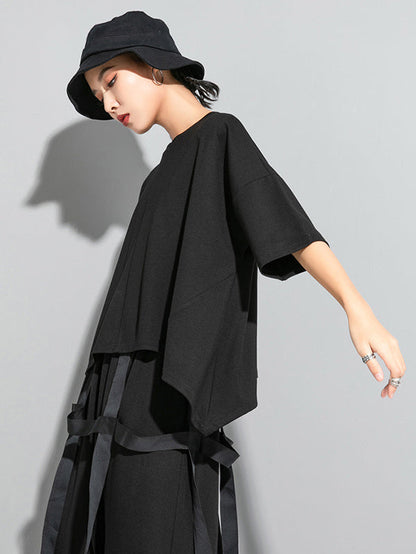 Effortlessly Elegant T-Shirt with a Timeless Design