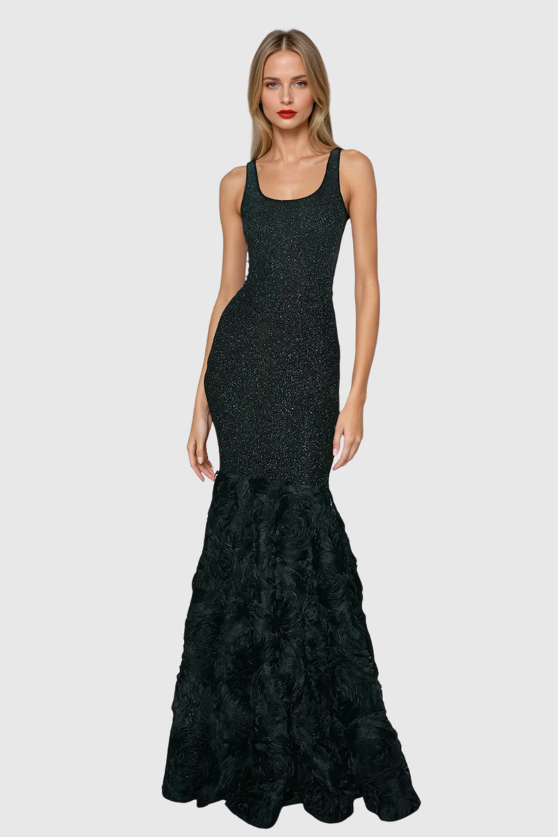 Classic Vintage Dress with a Flattering Fit