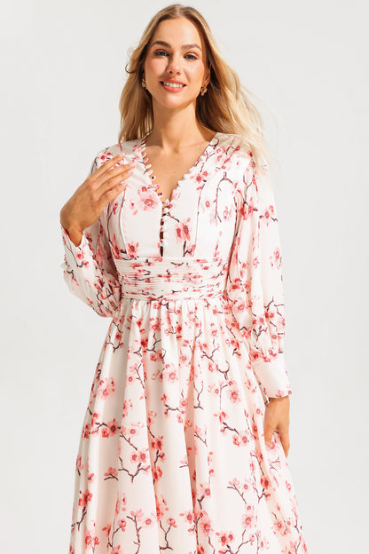 Sophisticated Dress with a Clean Classic Look