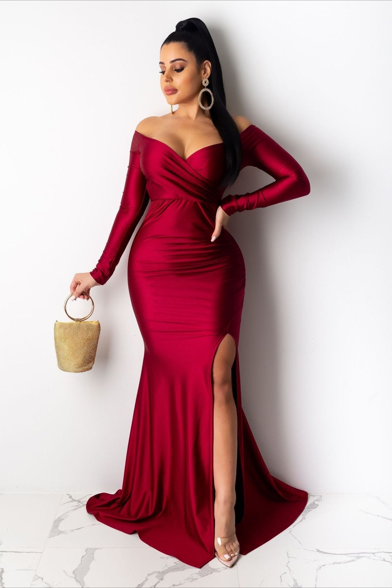 Sophisticated Dress with a Clean Classic Look