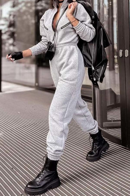Effortlessly Elegant Garment with a Timeless Design
