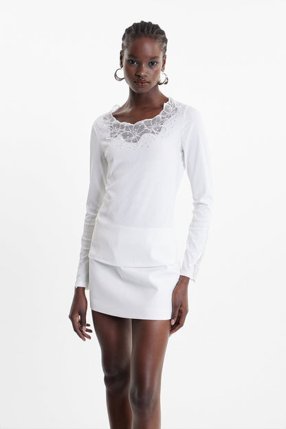 Beautifully Crafted Top in a Classic Style