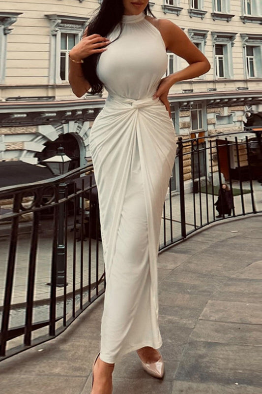 Effortlessly Elegant Dress with a Timeless Design